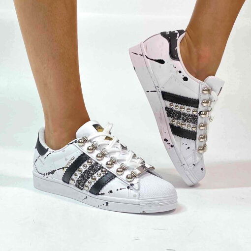 Adidas Superstar Personalizzate Glitter Sale e Pepe con Borchie e Passalacci Argento e Sporcatura Argento e Nera