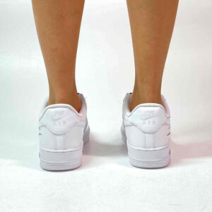 Nike Air Force One Custom Swoosh Con Graffio e Lacci Neri