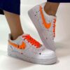 Nike Air Force One Custom Swoosh e Laccetti e Sporcatura Arancio
