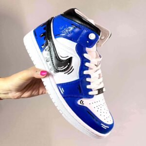 Nike Jordan 1 Custom Cartoon Dipinta A Mano Blu e Nero, Swoosh Goccia
