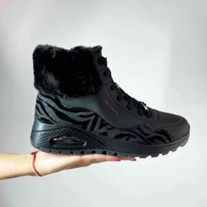 Skechers Stivaletti Uno Rugged-Fall Air Personalizzate Base Nera, Dettaglio Zabrato Velluto e Glitter Nero