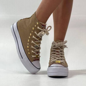 Converse All Star Personalizzate Platform Scamosciato Beige, Borchie Oro e Lacci Corda