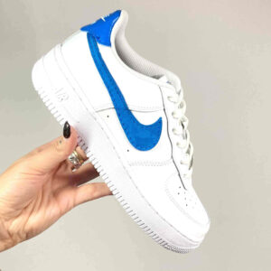 Nike Air Force One Custom Swoosh Turchese e Dettagli Dipinti A Mano