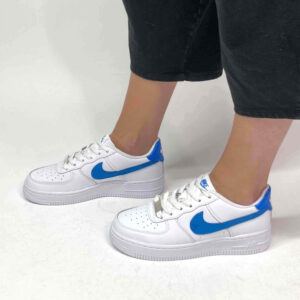 Nike Air Force One Custom Swoosh Turchese e Dettagli Dipinti A Mano