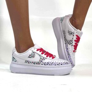 Nike Court Vision Low Platform Cartoon Dipinte A Mano Verde Acqua, Rosa e Lilla Maculato