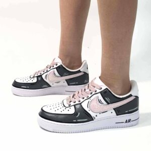 Nike Air Force 1 Custom Cartoon Dipinte A Mano Grigio Swoosh e Lacci Rosa