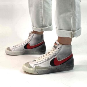 Nike Blazer Customized Vernice Nera e Doppio Baffo Rosso
