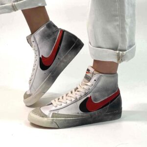 Nike Blazer Customized Vernice Nera e Doppio Baffo Rosso