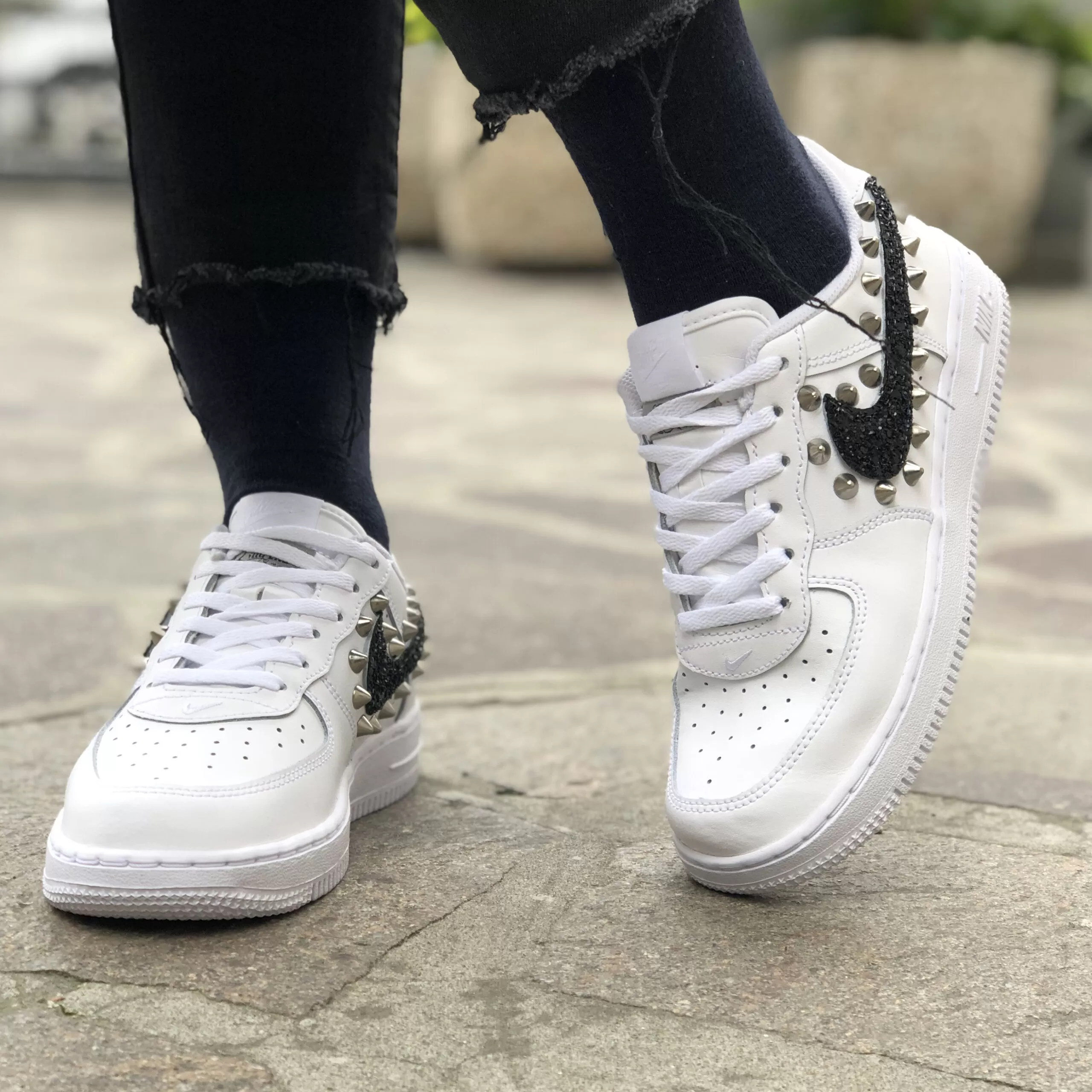Nike Air Force One Custom Glitter Nero & Borchie