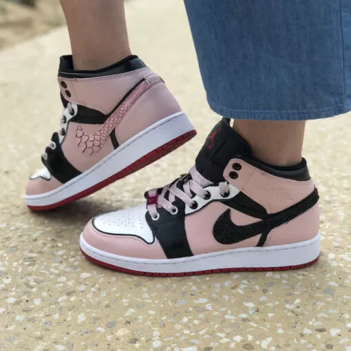Nike Jordan 1 Custom Rosa Nero Swoosh Glitter & Squamato