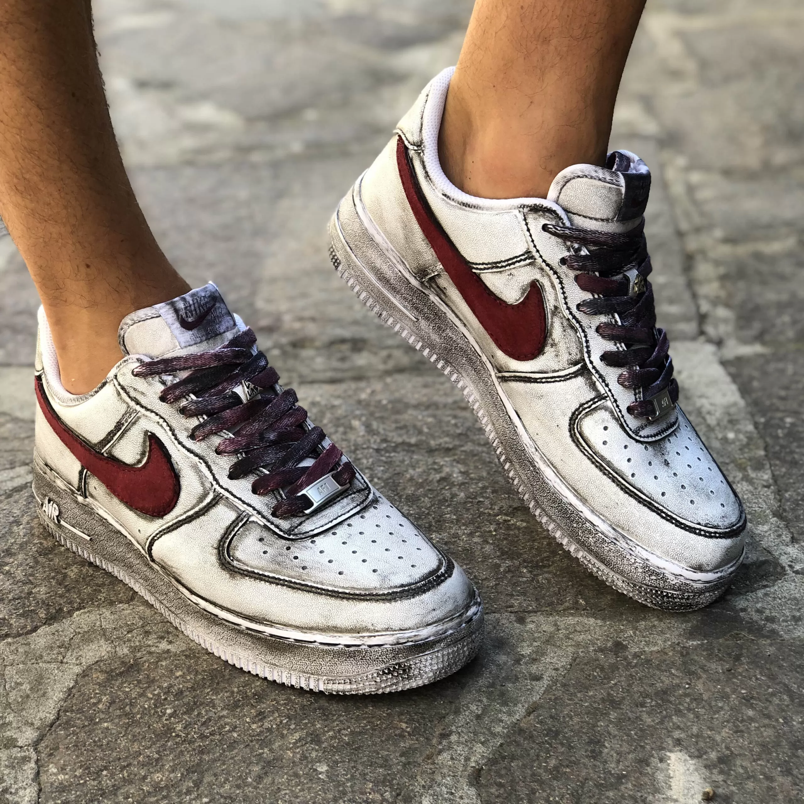 Nike Air Force One Custom Délavé Swoosh Bordeaux