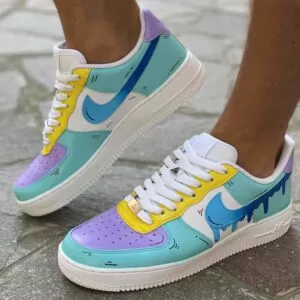 Nike Air Force One Custom Cartoon Dipinte A Mano Azzurro, Viola e Giallo, Swoosh Gocce Cadenti