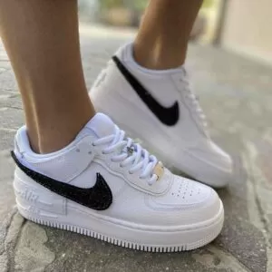 Nike air force 1 bianche e nere donna online
