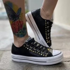 Converse All Star Personalizzate Platform Low Squamato Nero, Borchie e Dettagli Oro