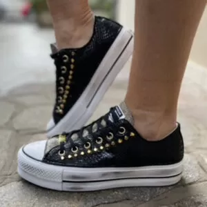 Converse All Star Personalizzate Platform Low Squamato Nero, Borchie e Dettagli Oro