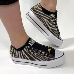 Converse All Star Personalizzate Platform Low Strisce con Borchie Nero e Oro