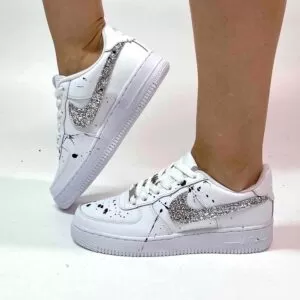 Nike Air Force One Custom Swoosh Glitter Argento e Sporcatura Nera