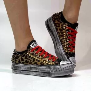 Converse All Star Personalizzate Platform Low Tessuto Leo Linguetta e Tampone Lurex Nero, Borchie Oro e Lacci Rossi